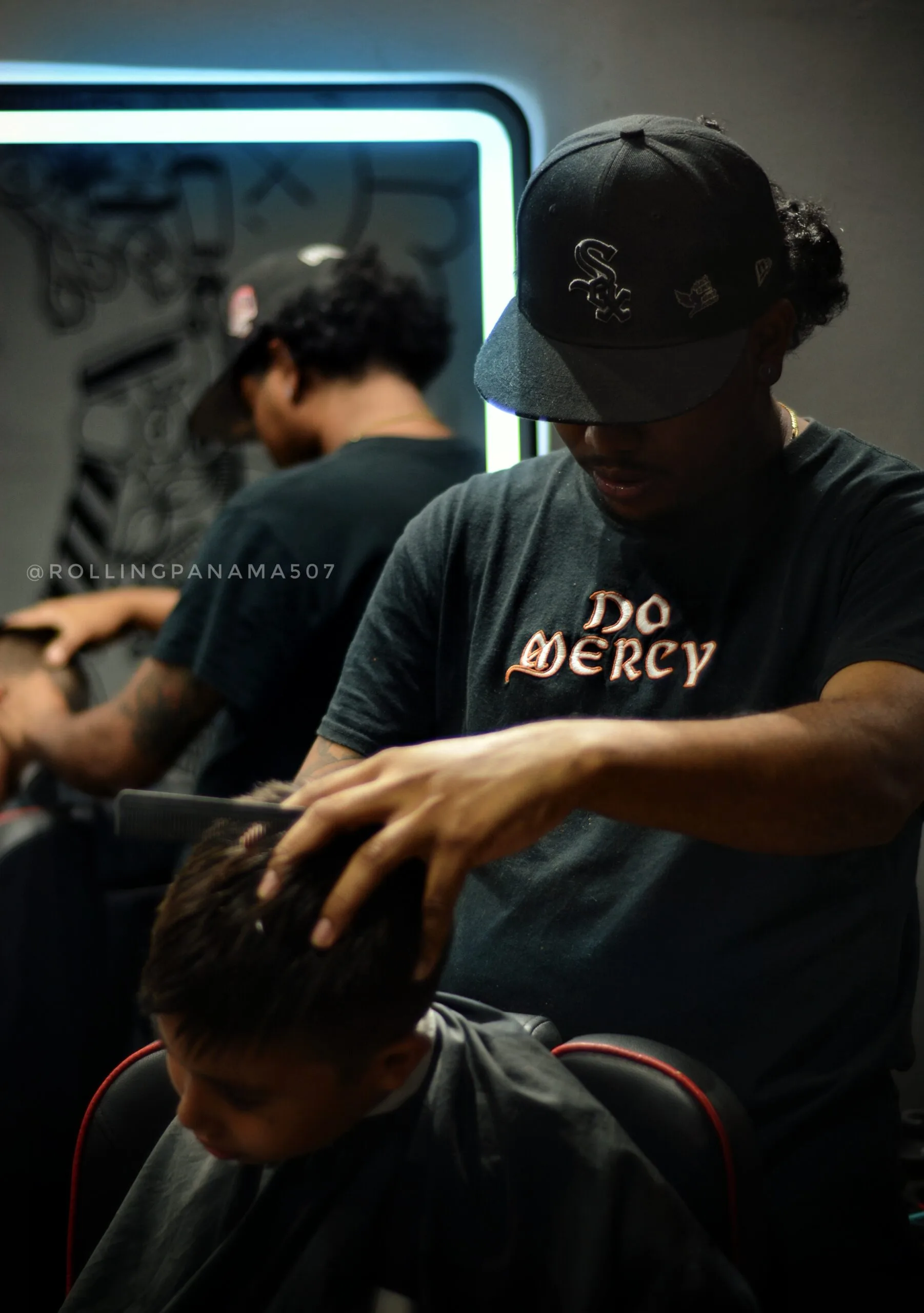 DSC_6093_edit_71245532534441_edited (1) (1) fotos barberia